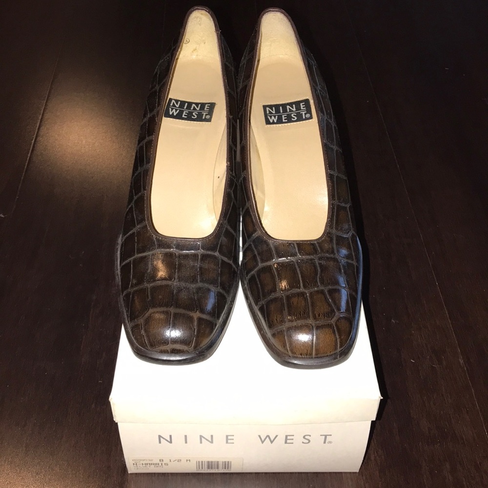 Nine West brown croco pumps